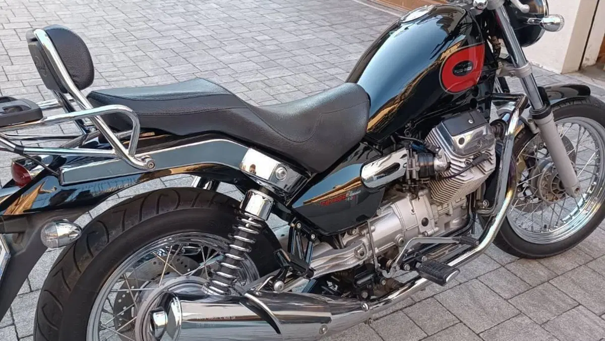Moto Guzzi Nevada 750 Classic i.e. (2004 - 06)  (3)