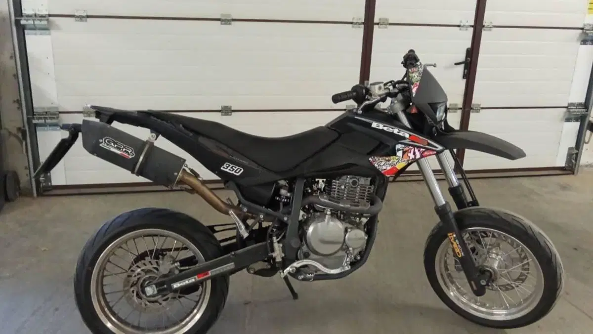 Betamotor Motard 4.0 M4 (2011 - 16)  (4)