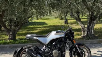 Husqvarna Vitpilen 401 (2020) usata