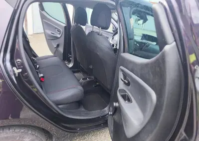 Lancia Ypsilon 1.2 69 CV 5 porte GPL Ecochic Elefantino (11)