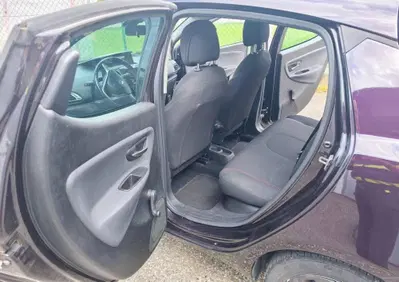 Lancia Ypsilon 1.2 69 CV 5 porte GPL Ecochic Elefantino (12)