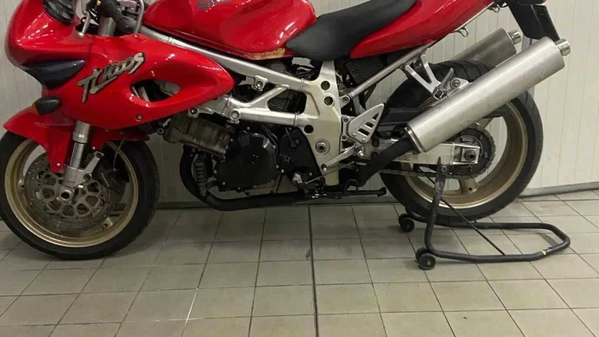 Suzuki TL 1000 S (1997 - 03)  (4)