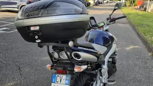 Suzuki GSR 600 (2006 - 11)  (4)