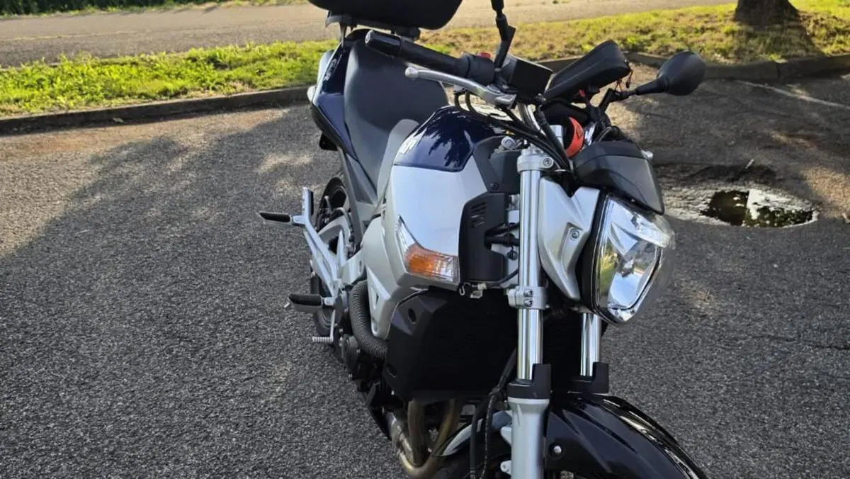 Suzuki GSR 600 (2006 - 11)  (5)