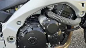 Suzuki GSR 600 (2006 - 11)  (10)