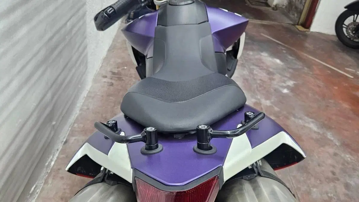 Aprilia Dorsoduro 1200 ABS (2012 - 15)  (7)