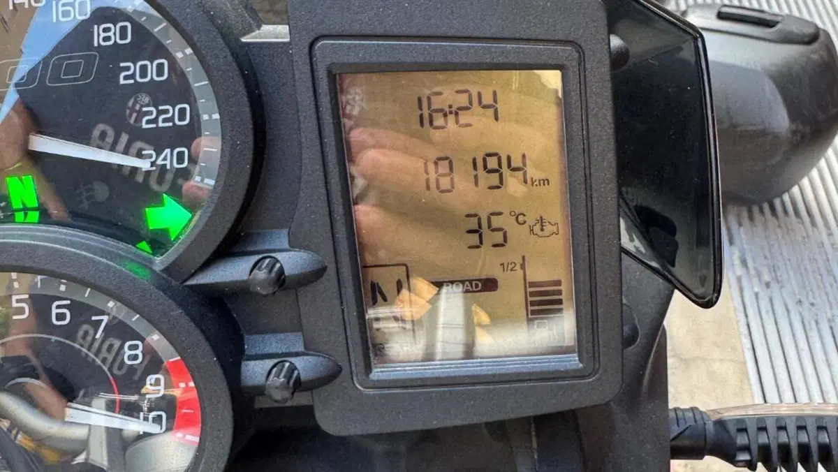 Bmw F 800 R (2017 - 20)  (10)