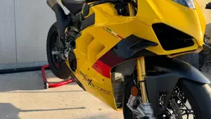 Ducati Panigale V4 R (2023 - 24)  (4)