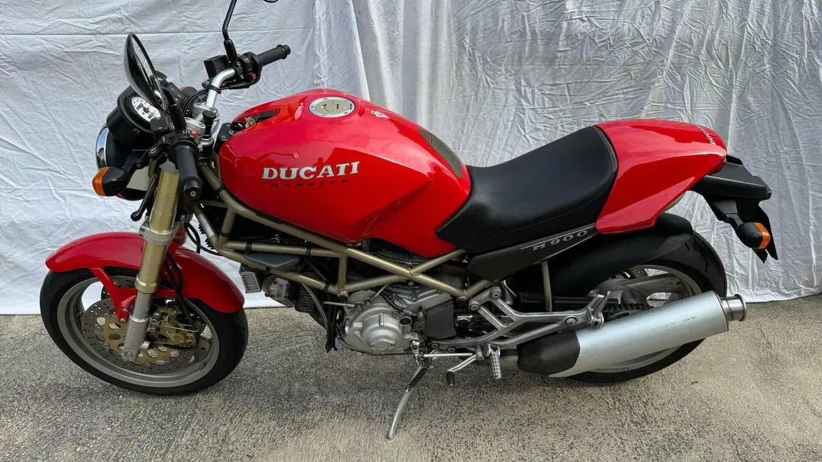 Ducati   (2)