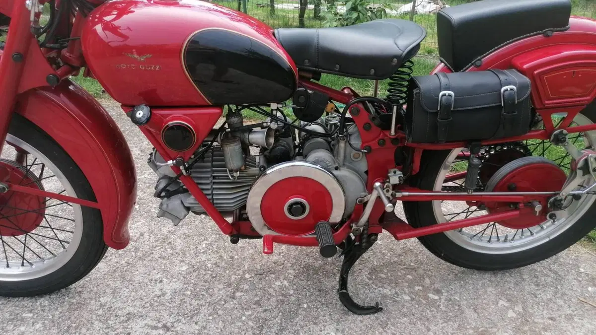 Moto Guzzi  