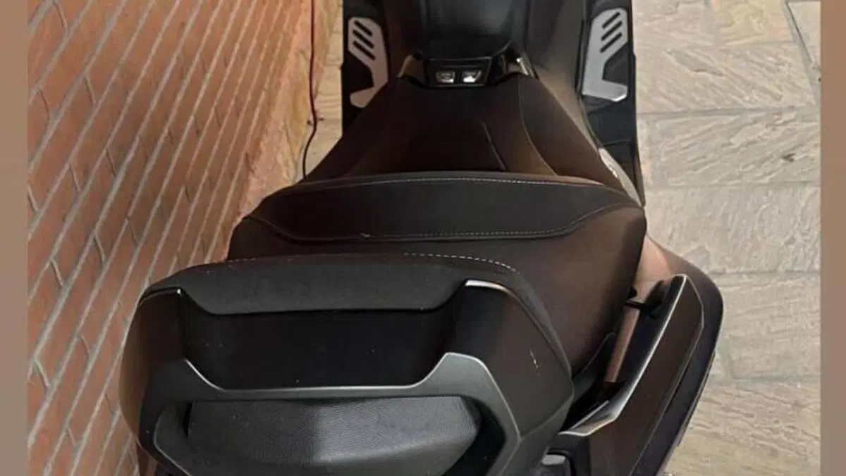 Yamaha T-Max 530 DX (2017 - 19)  (4)