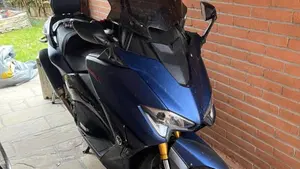 Yamaha T-Max 530 DX (2017 - 19)  (6)