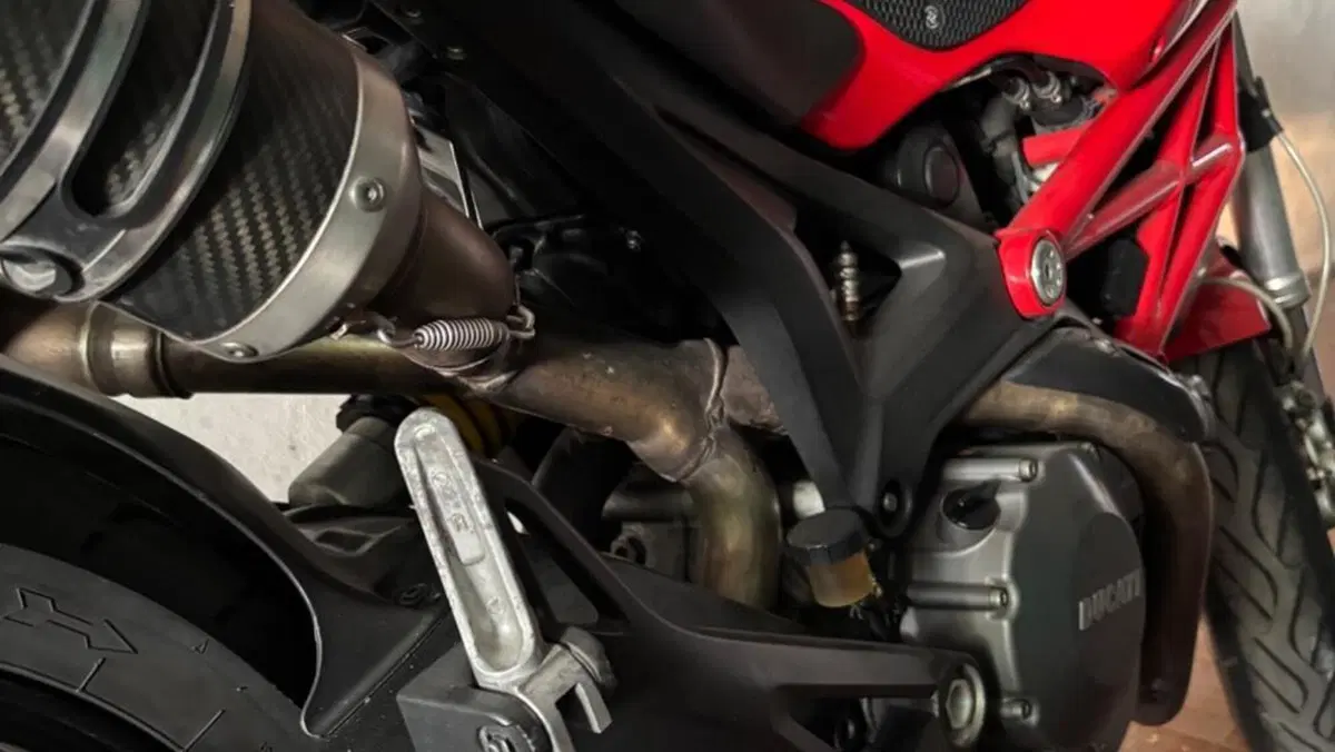Ducati Monster 696 (2008 - 13)  (4)