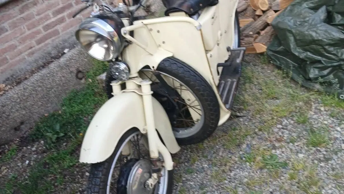 Moto Guzzi   (4)