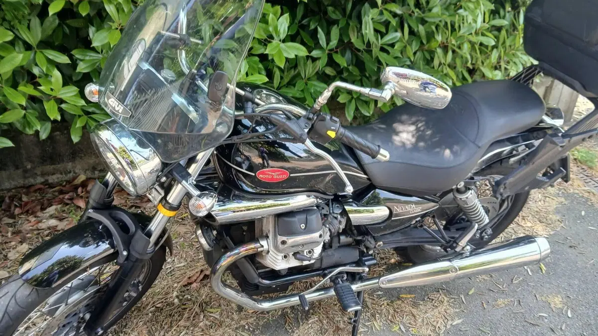 Moto Guzzi Nevada 750 Classic (2008 - 15)  (3)