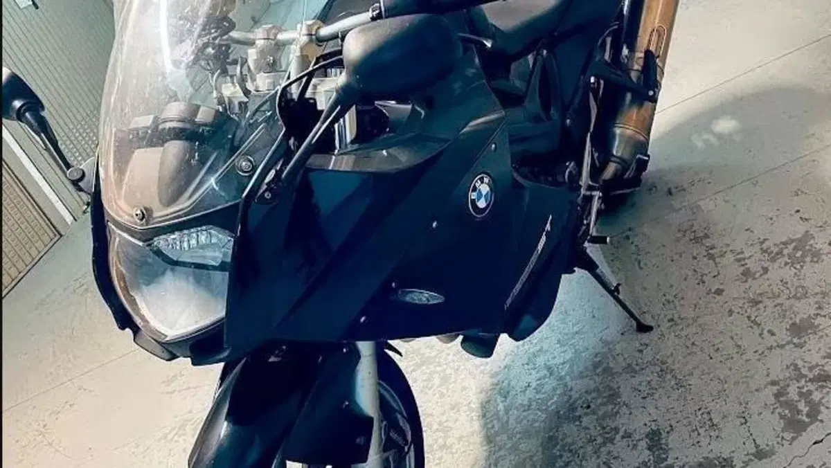 Bmw F 800 ST  (3)