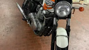 Triumph Bonneville T100 (2001 - 07)  (2)