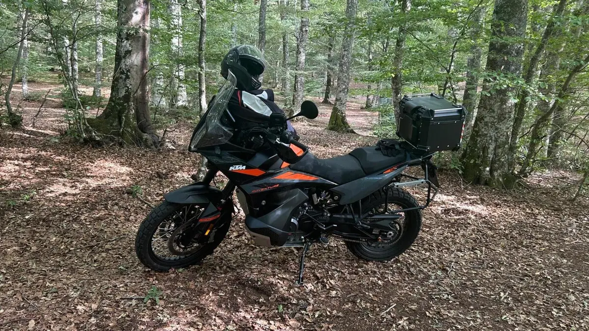 KTM 890 Adventure (2023 - 26)  (2)