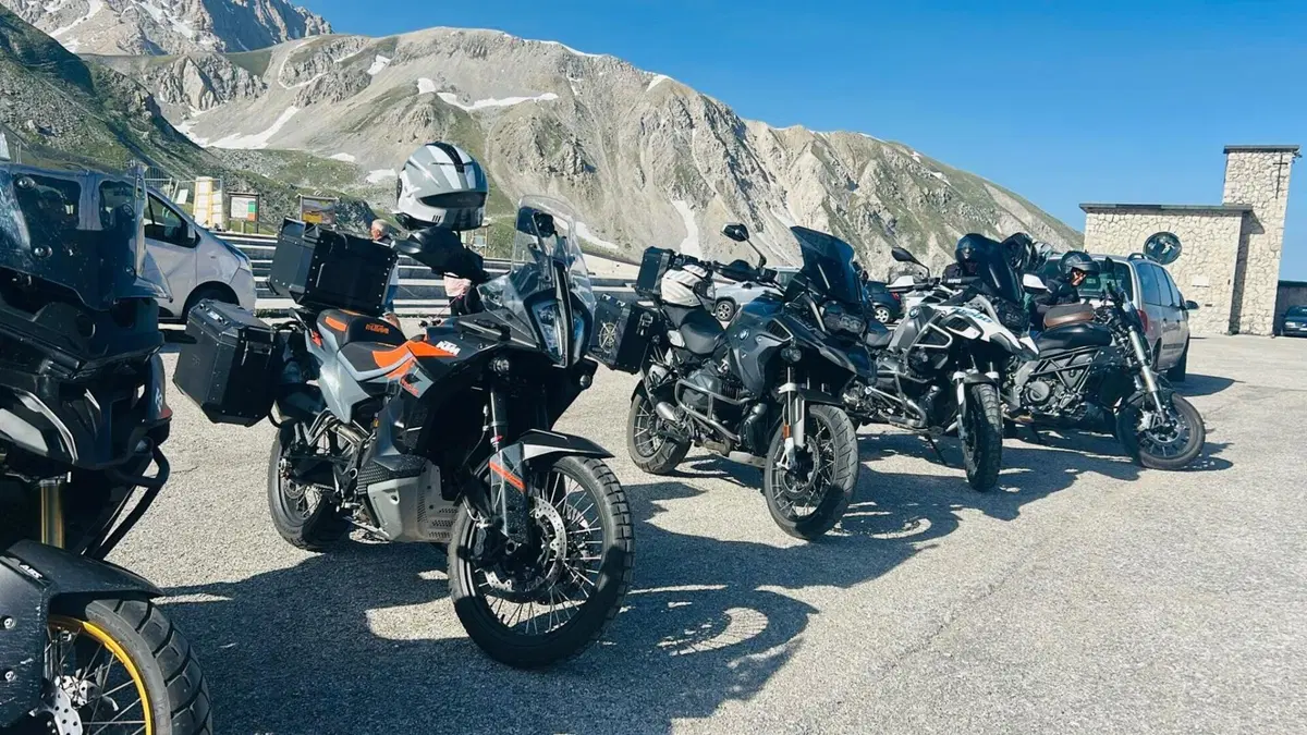KTM 890 Adventure (2023 - 26)  (4)