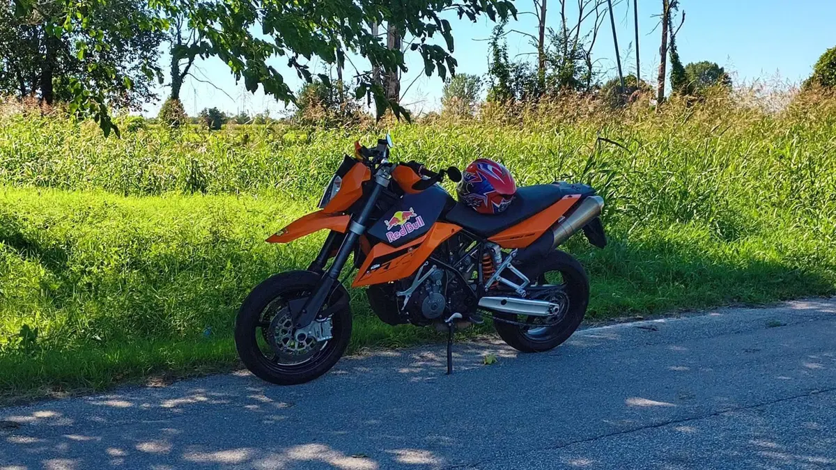 KTM 990 Supermoto (2007 - 10)  (2)