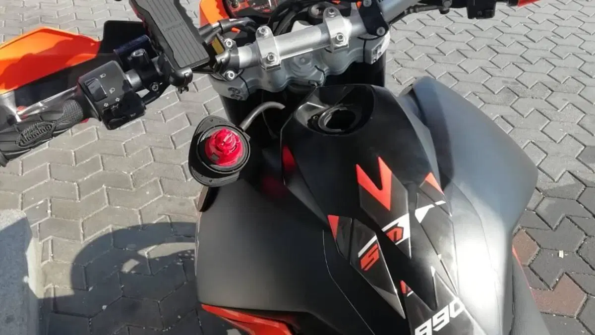 KTM 990 Supermoto (2007 - 10)  (3)