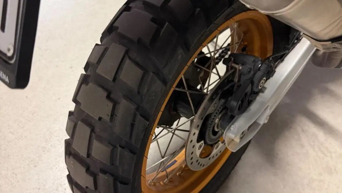 Aprilia Tuareg 660 Rally (2025 - 26)  (4)