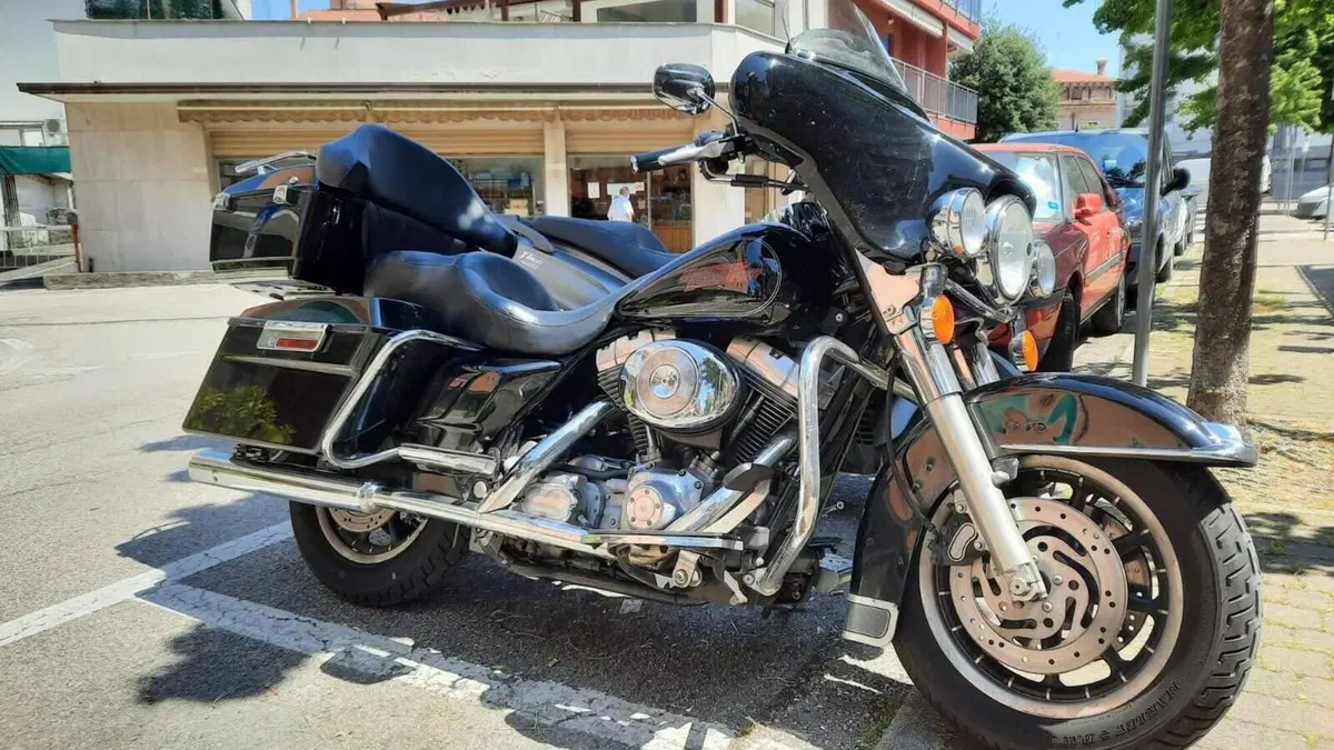 Harley-Davidson 1450 Electra Glide Ultra Classic (2003 - 05) - FLHTCUI  (2)