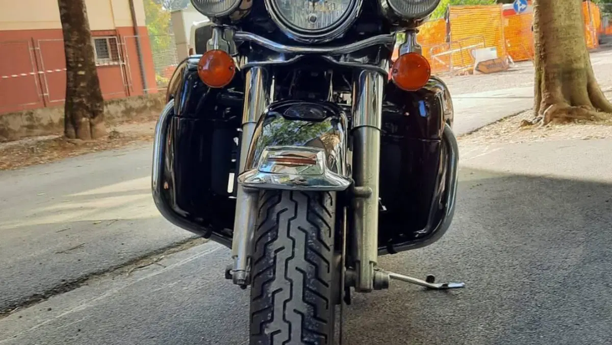 Harley-Davidson 1450 Electra Glide Ultra Classic (2003 - 05) - FLHTCUI  (4)