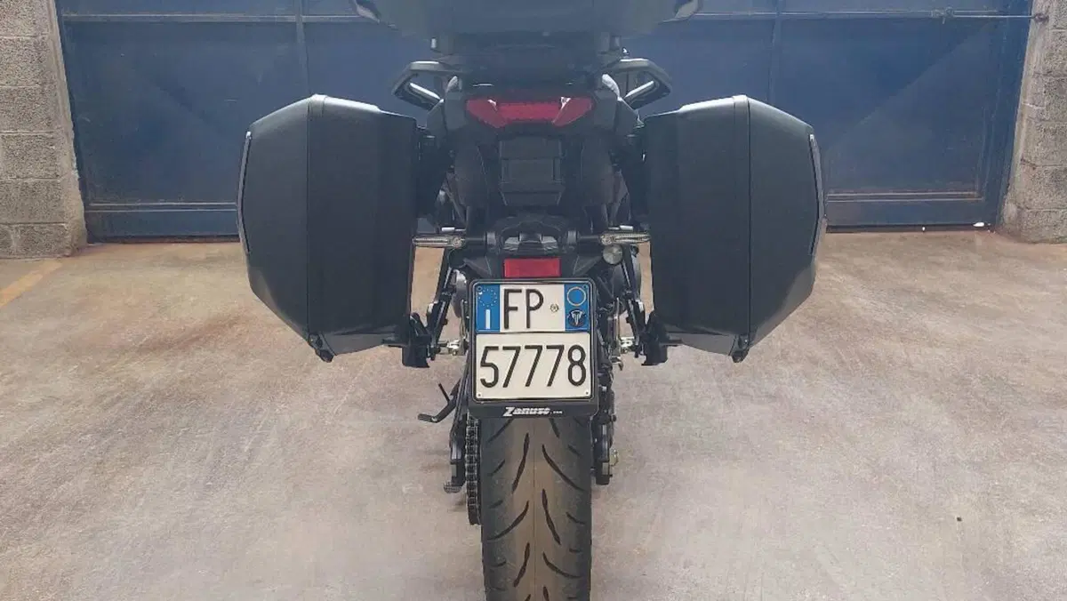 Yamaha Tracer 9 GT+ Y-AMT (2025 - 26)  (8)