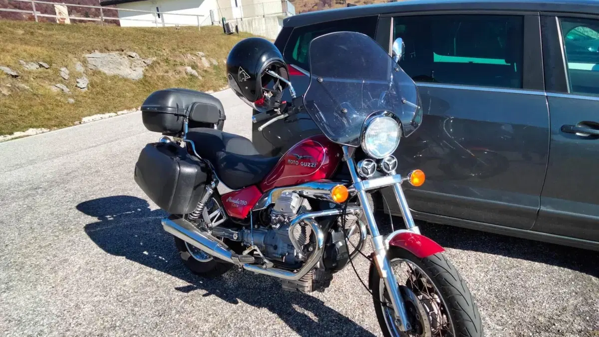 Moto Guzzi Nevada 750 Club (2002 - 06)  (4)