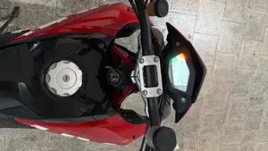 Ducati Hypermotard 1100 (2007 - 09)  (3)