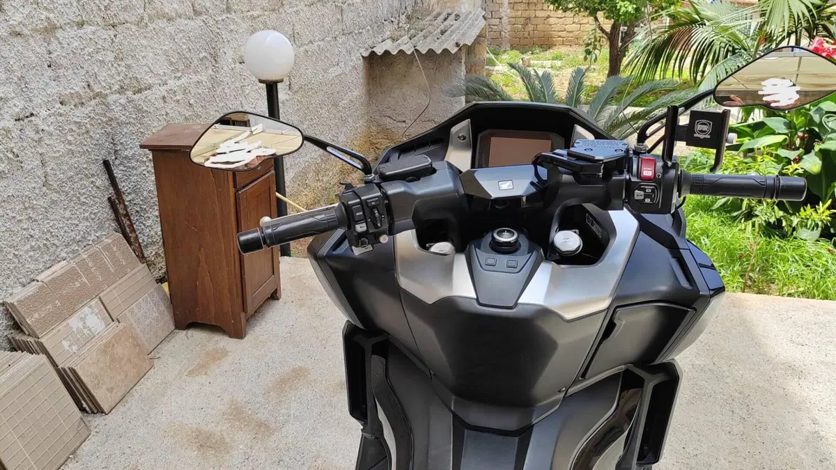 Honda Forza 750 DCT Urban (2021 - 24)  (10)