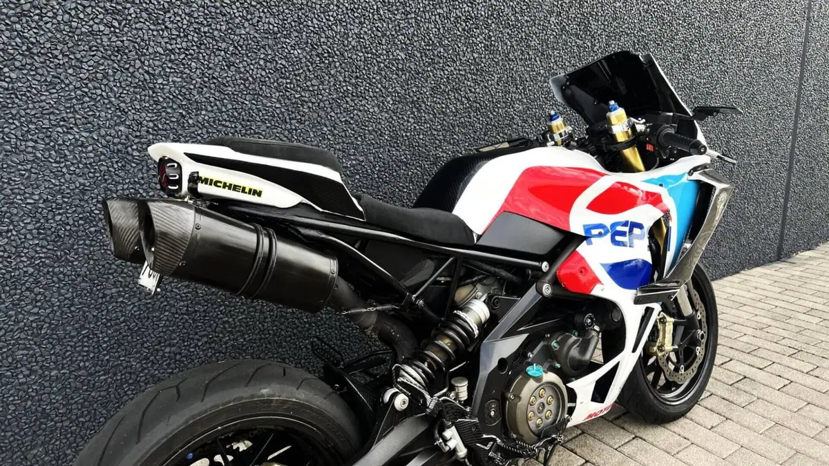 Aprilia Dorsoduro 750 (2009 - 14)  (6)