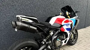 Aprilia Dorsoduro 750 (2009 - 14)  (6)