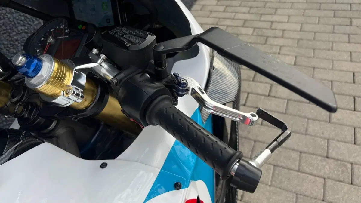 Aprilia Dorsoduro 750 (2009 - 14)  (11)