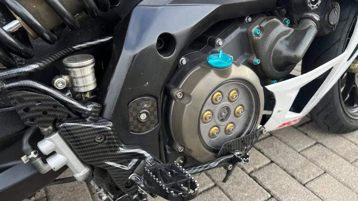 Aprilia Dorsoduro 750 (2009 - 14)  (13)