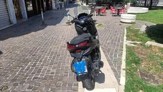 Yamaha X-Max 125 Tech Max (2021 - 24) usata