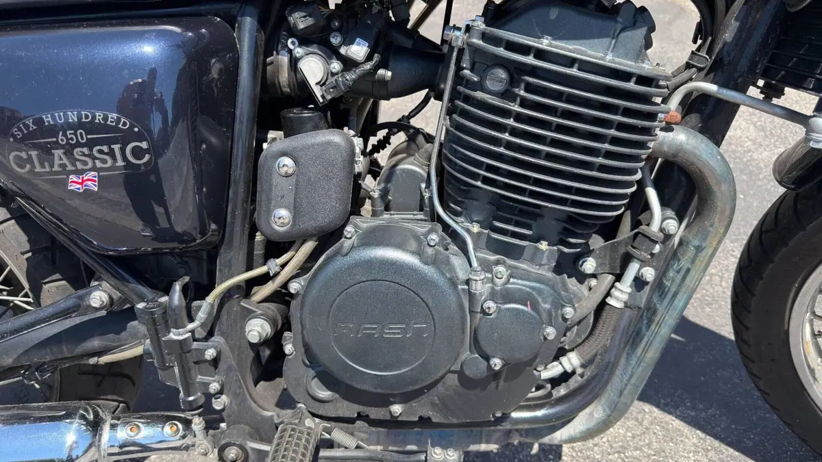 Mash Italia Six Hundred 650 (2021 - 25)  (8)