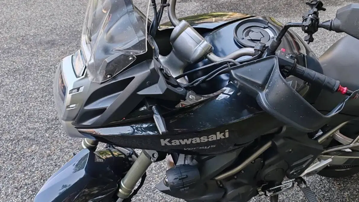 Kawasaki Versys 650 ABS (2010 - 14)  (2)