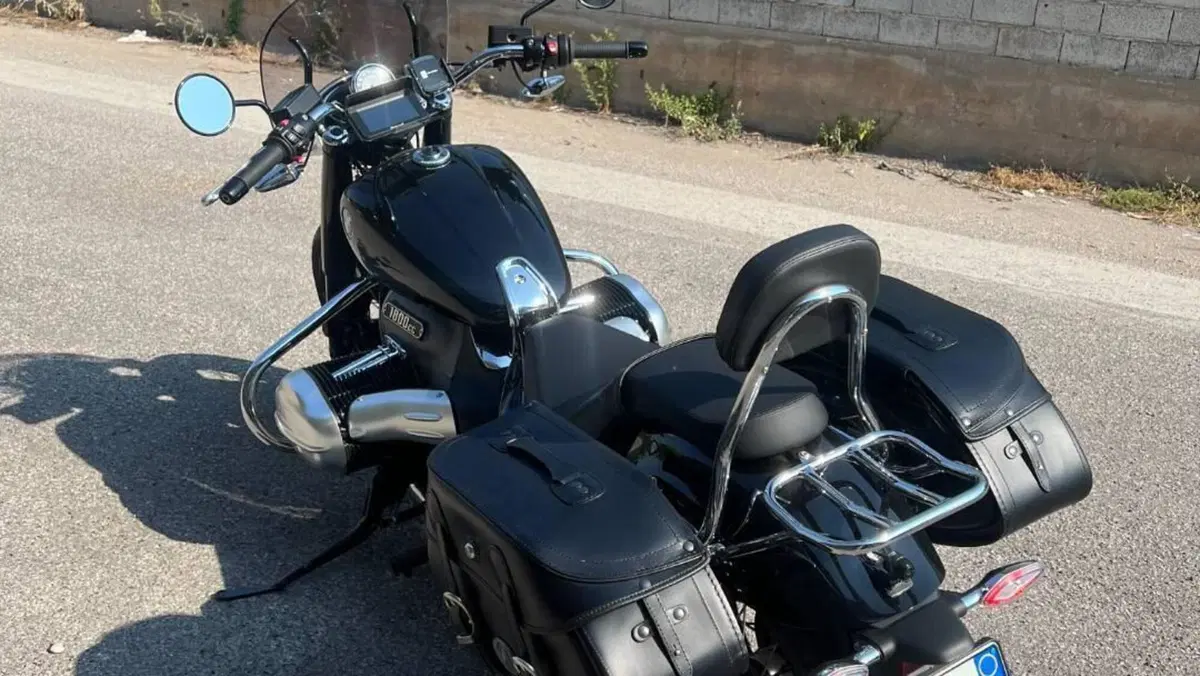 Bmw R 18 100 Years (2023)  (8)