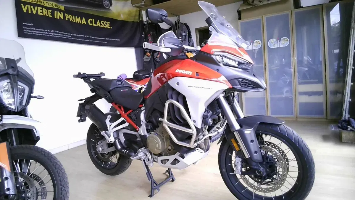 Ducati Multistrada V4 S (2021 - 24)  (2)