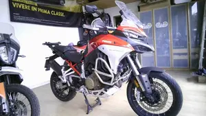 Ducati Multistrada V4 S (2021 - 24)  (2)