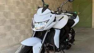 Kawasaki Z 750 (2007 - 14) 