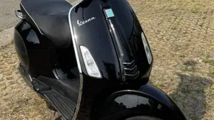 Vespa Sprint 50 2T (2014 - 17)  (2)