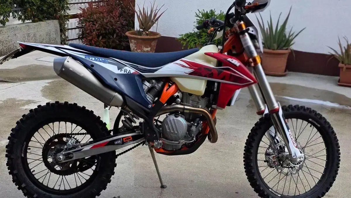 KTM 350 EXC-F (2024)  (2)