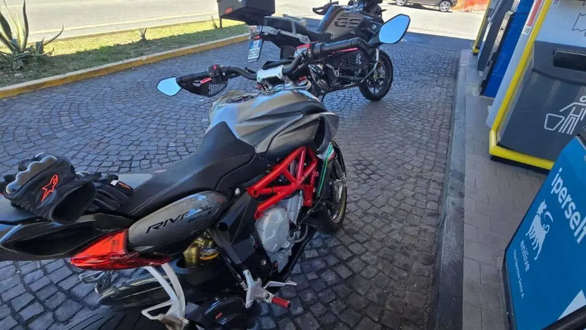 MV Agusta Rivale 800 EAS ABS (2013 -17) 