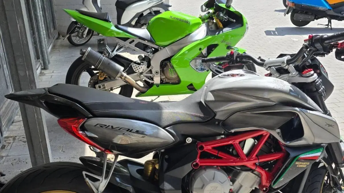 MV Agusta Rivale 800 EAS ABS (2013 -17)  (7)