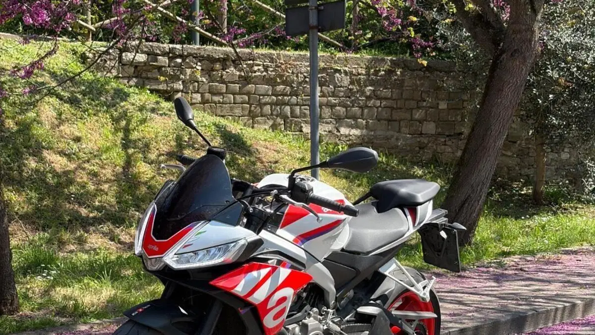 Aprilia Tuono 660 Factory (2022 - 24)  (2)