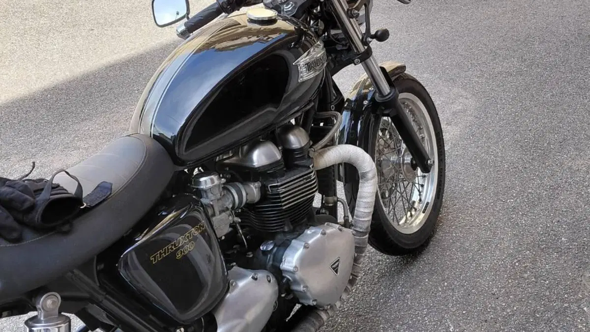 Triumph Thruxton 900 (2004 - 15)  (4)