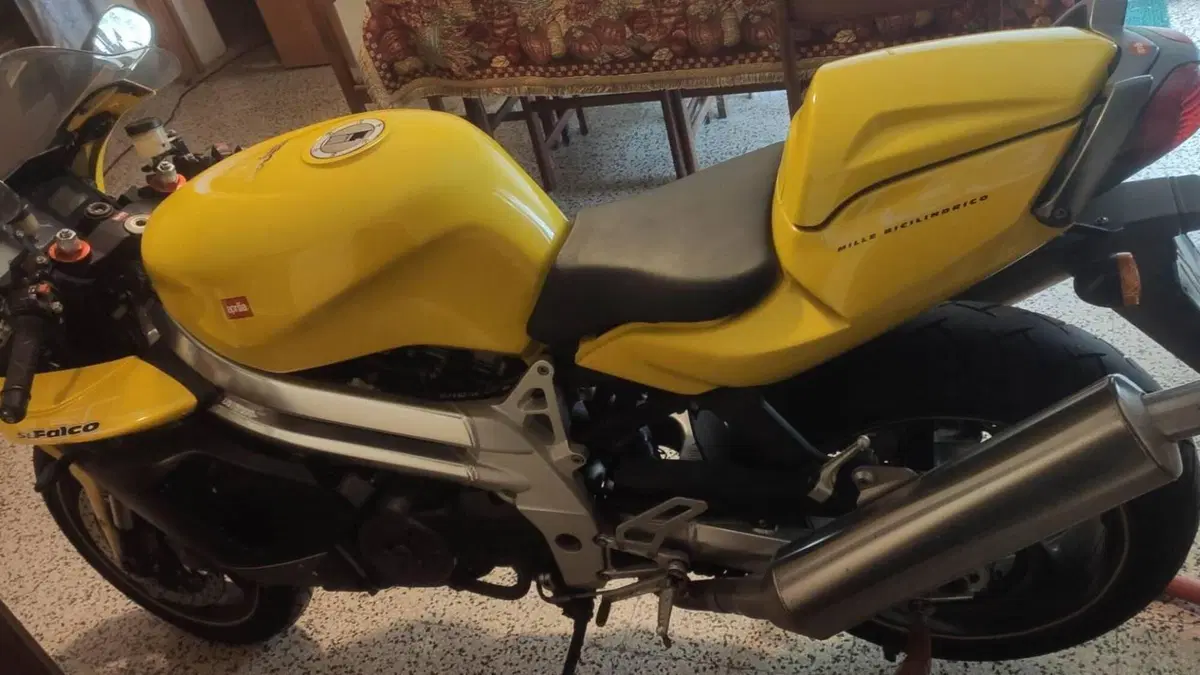 Aprilia SL 1000 Falco (2000 - 04)  (2)